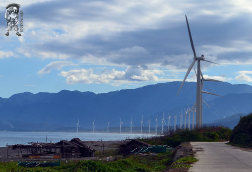 ILOCOS NORTE | Bangui Windmills, Kapurpurawan Rock Formation, and Cape Bojeador Lighthouse