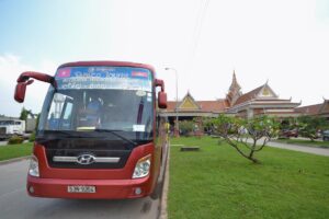 border crossing vietnam cambodia