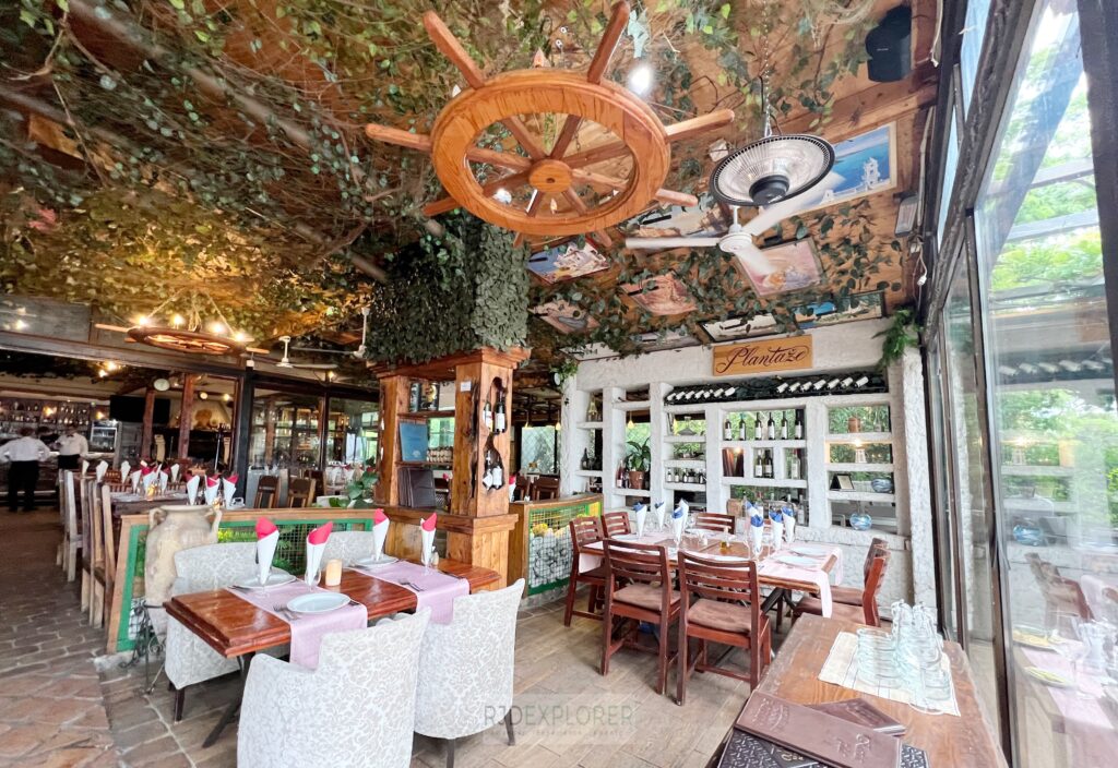 Where to eat in budva restoran porto interiors