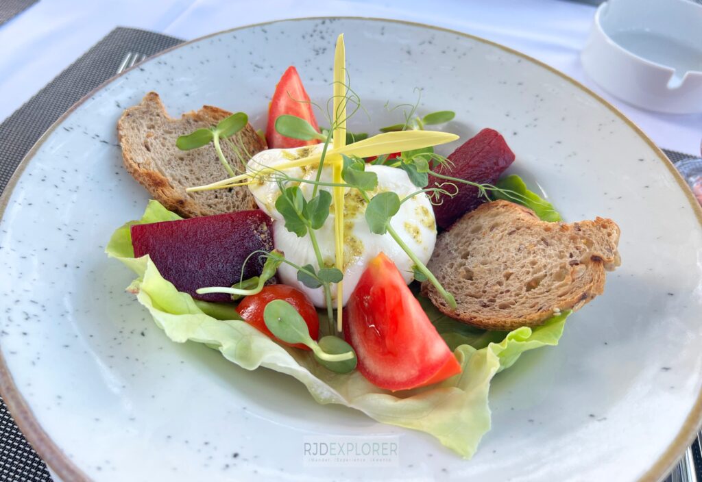 El Gusto Beer Garden where to eat in budva burrata salad